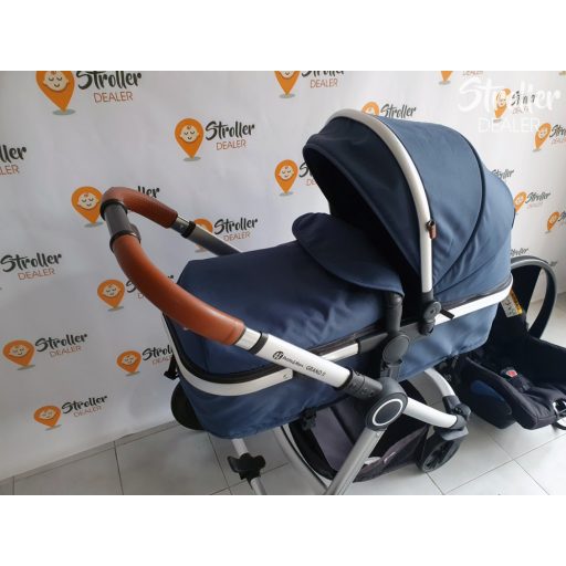 Petite and Mars Grand 2