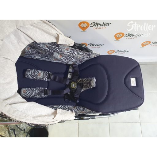 Mamas and Papas Armadillo