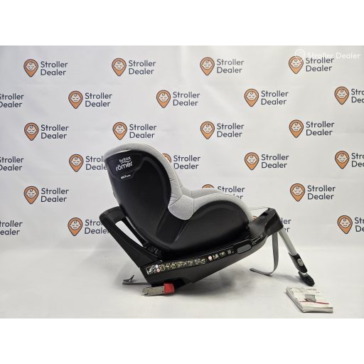 Britax Römer Dualfix M gyerekülés