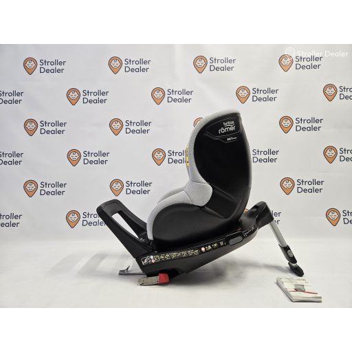 Britax Römer Dualfix M gyerekülés