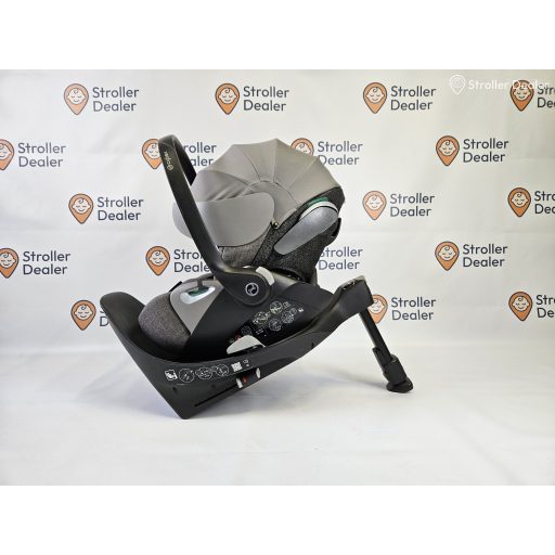 Cybex Cloud Z2 babahordozó + Cybex Base Z2 bázistalp