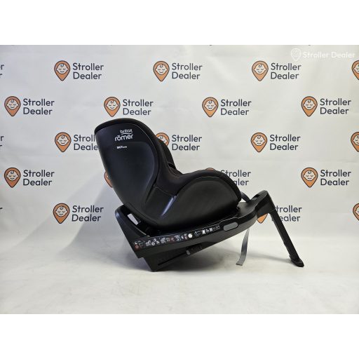 Britax Römer Dualfix Pro M gyerekülés