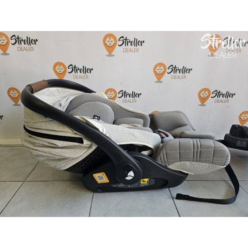 Joie i-Level babahordozó + bázistalp