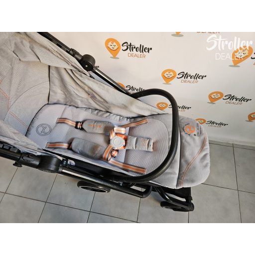 Cybex Eezy S Plus 2 
