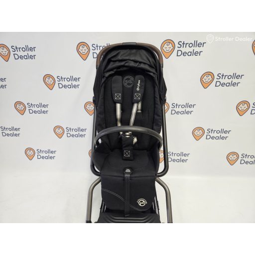 Cybex Eezy S Twist Plus 2 