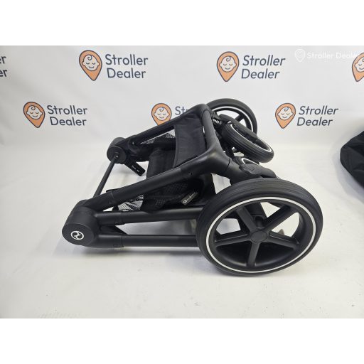 Cybex Eos Lux