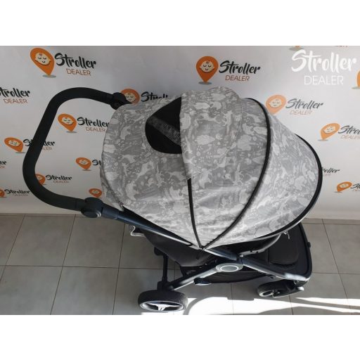 Petite and Mars Street