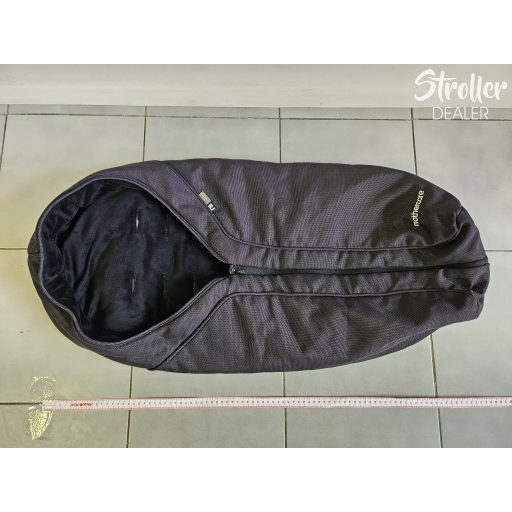 Mothercare bundazsák babahordozóba