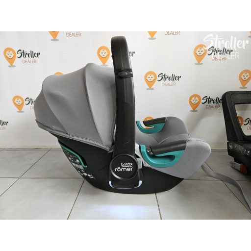 Britax Römer Baby Safe i-Sense + Britax Römer Flex Base iSense
