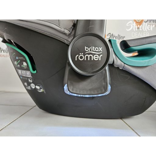 Britax Römer Baby Safe i-Sense + Britax Römer Flex Base iSense