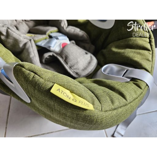 Cybex Aton Q babahordozó + Base 2-fix bázistalp