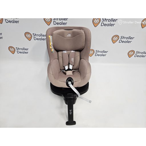 Britax Römer Dualfix Pro M gyerekülés