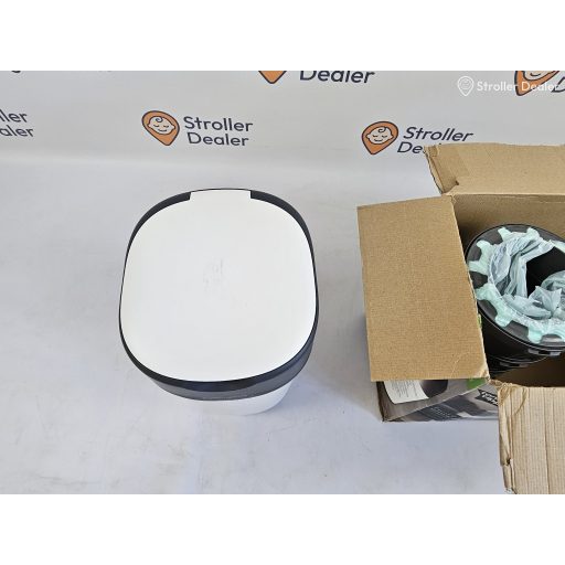 Tommee Tippee Twist & Click pelenkatároló kuka + 12 db utántöltő kazetta 
